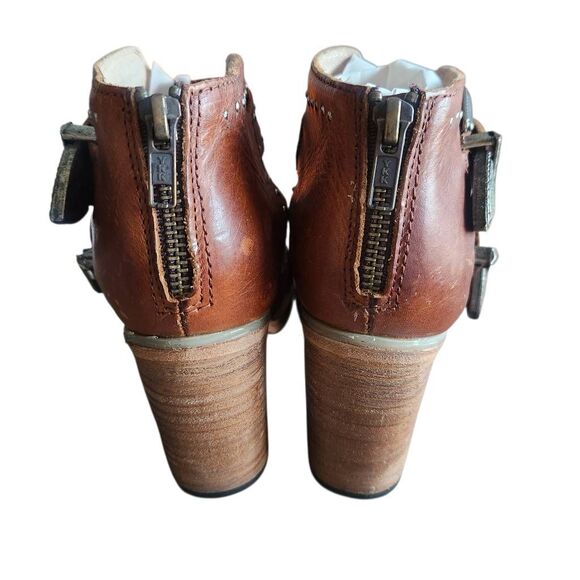 Freebird Leather Sandals Womens 8 Brown Studded Boho Southwestern Hippie Rugged - Picture 5 of 7